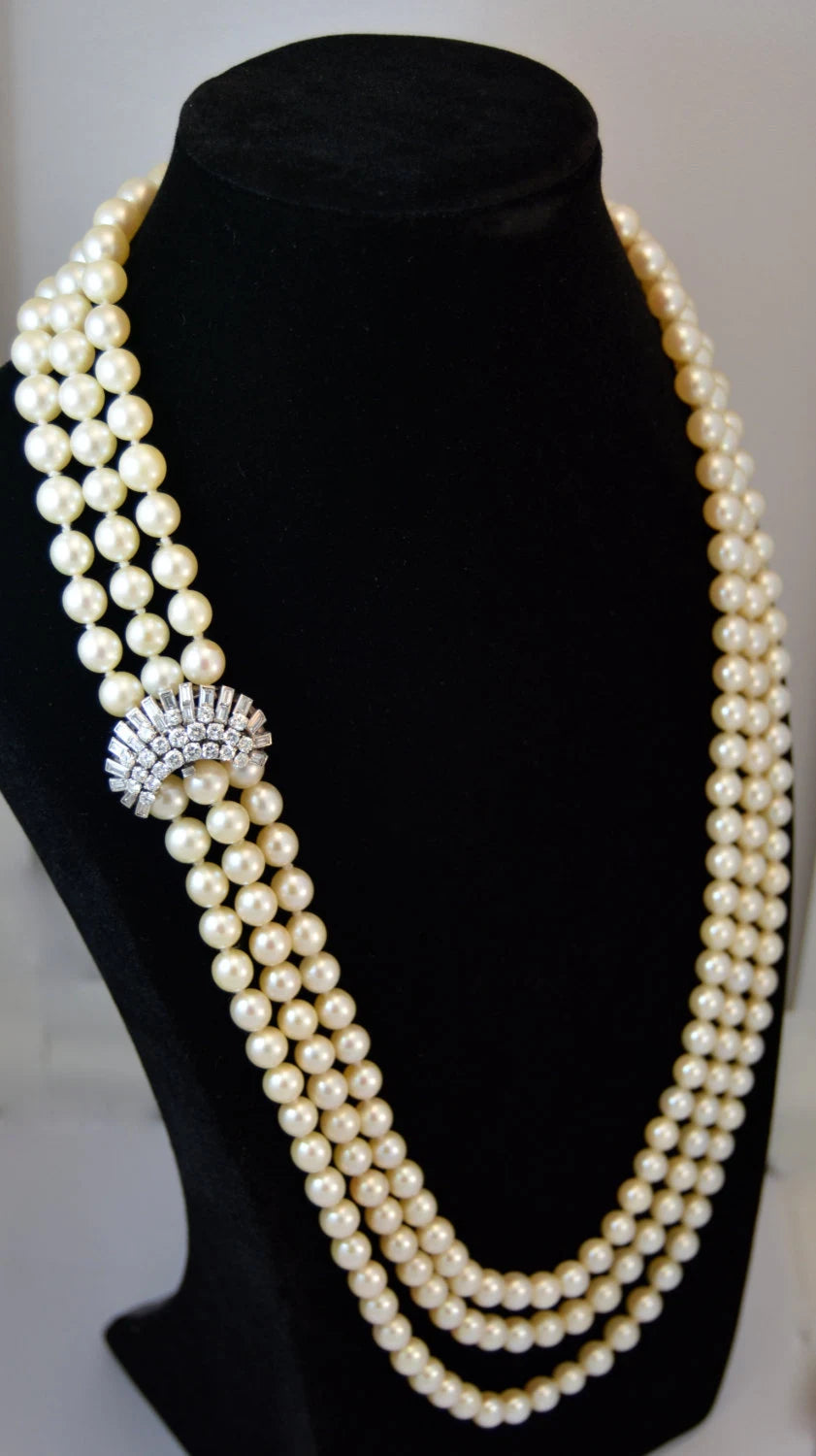 Exquisite Platinum Diamond Three-Strand Pearl Necklace – Timeless Luxury